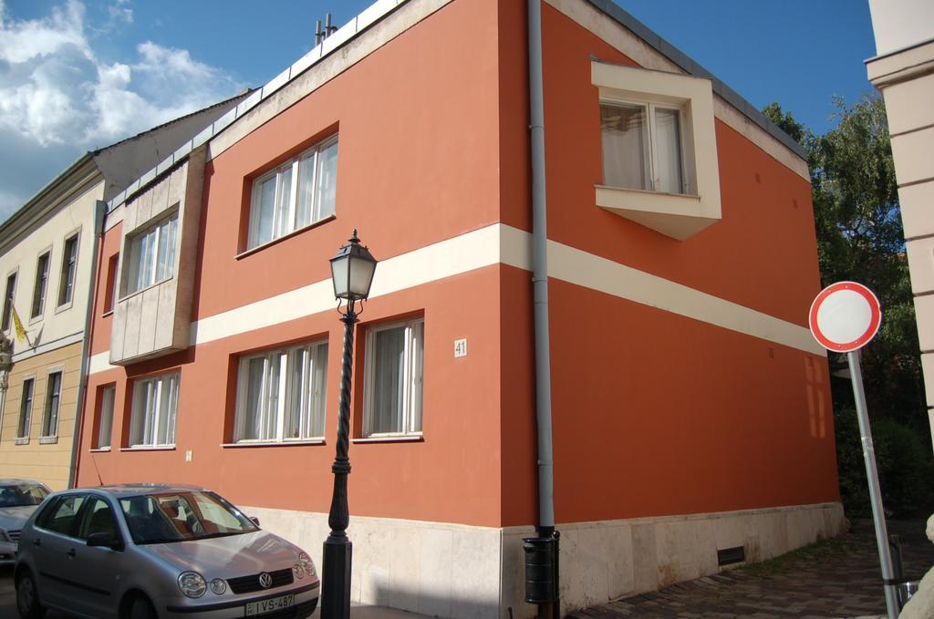 Buda Castle Apartments Budapest Szoba fotó